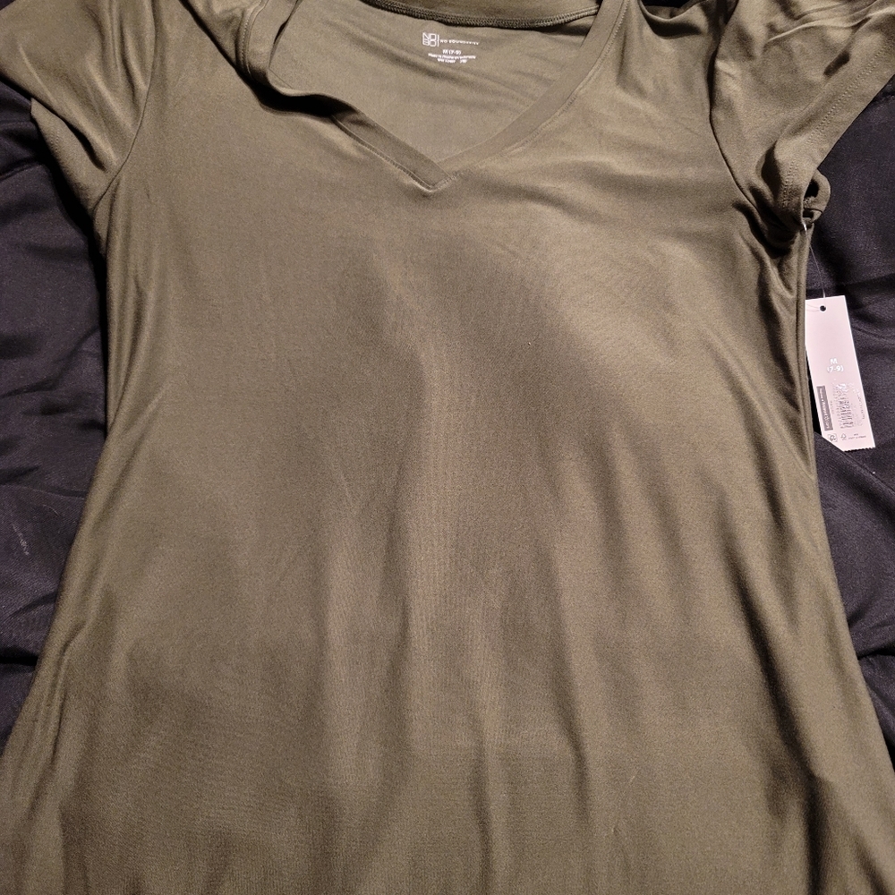 v-neck from no boundaries